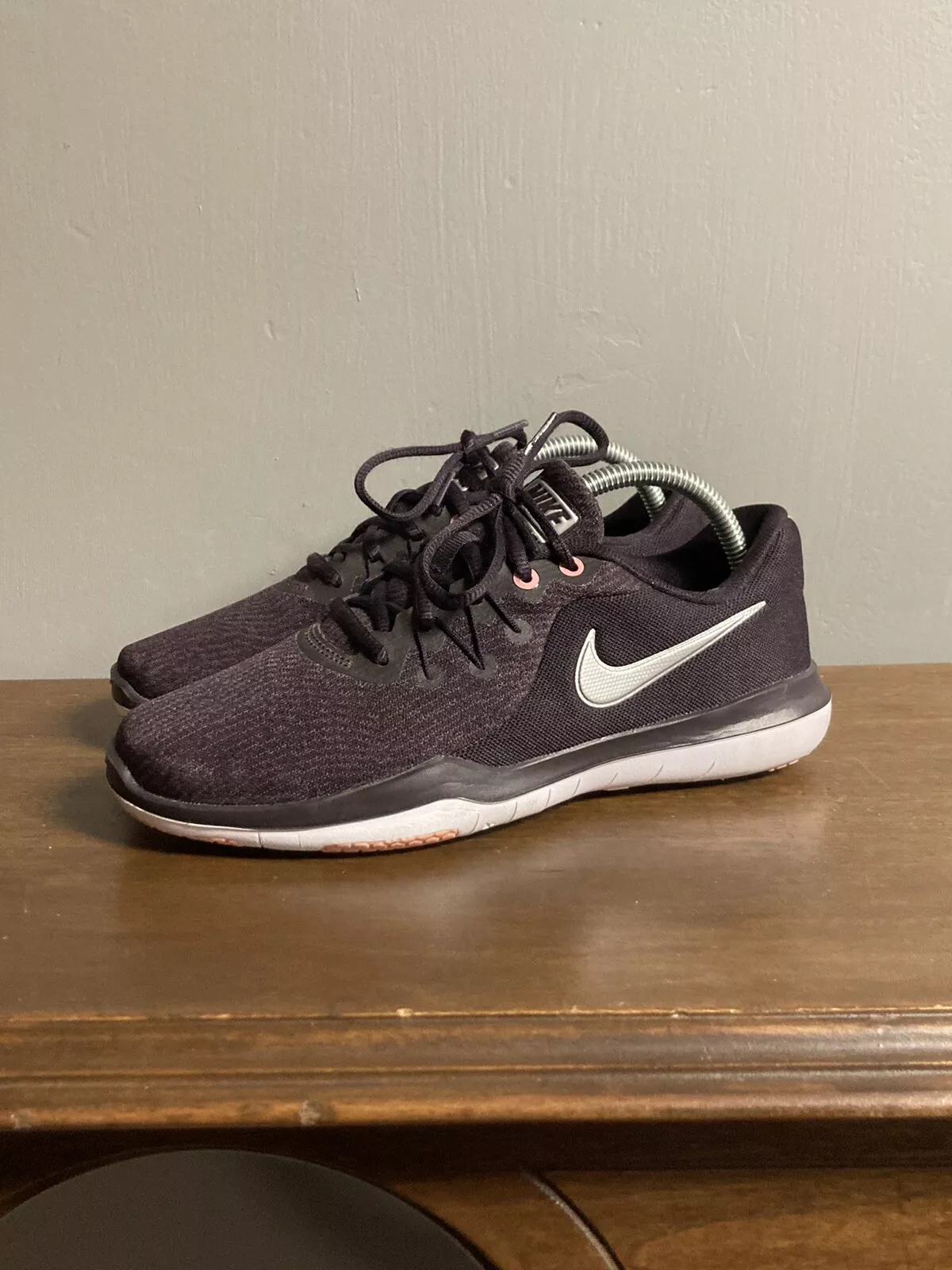 Nike Flex Supreme TR6 femmes taille 6,5 chaussures d'entraînement violet blanc 909014 601