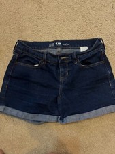 Old Navy Diva Women Size 2 (Measure 28x4) Dark Denim Jean Shorts