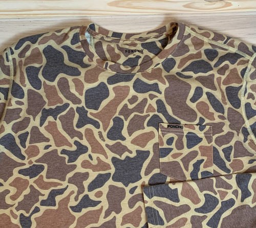 Poncho Shirt Mens XXL Duck Camo Long Sleeve Pocket Tee Fishing Performance