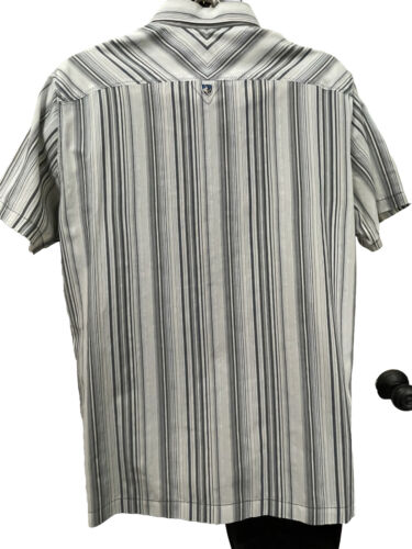 Kuhl Mens Short Sleeve Button Up Striped Shirt Sz M Outdoor Hiking EUC - Picture 2 of 7
