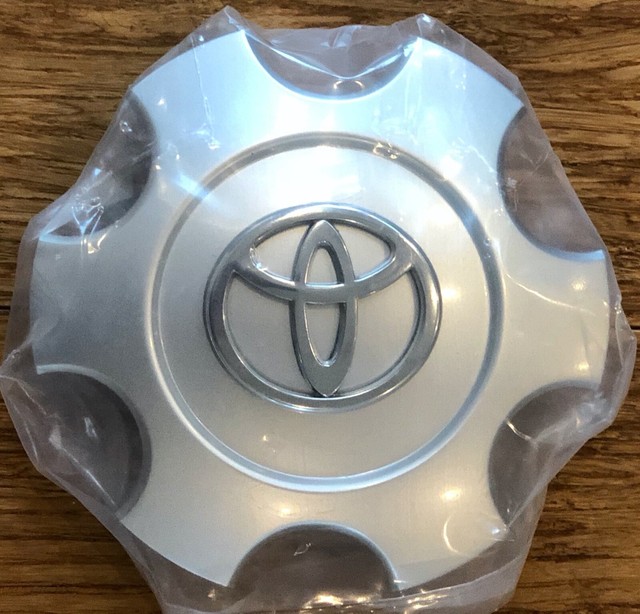 (1) Wheel Center Hub Caps Fits Toyota Tundra Sequoia 2003-2007 Silver