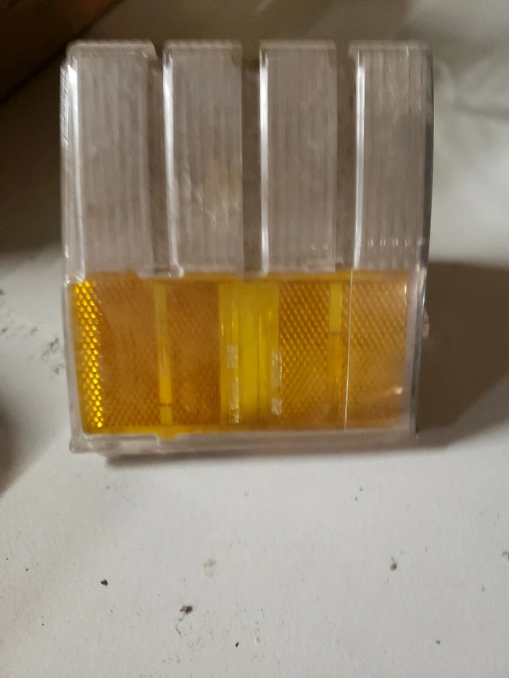 Marcador intermitente Oldsmobile Toronado NOS GM 596397O 71-72 Foto 4 de 4