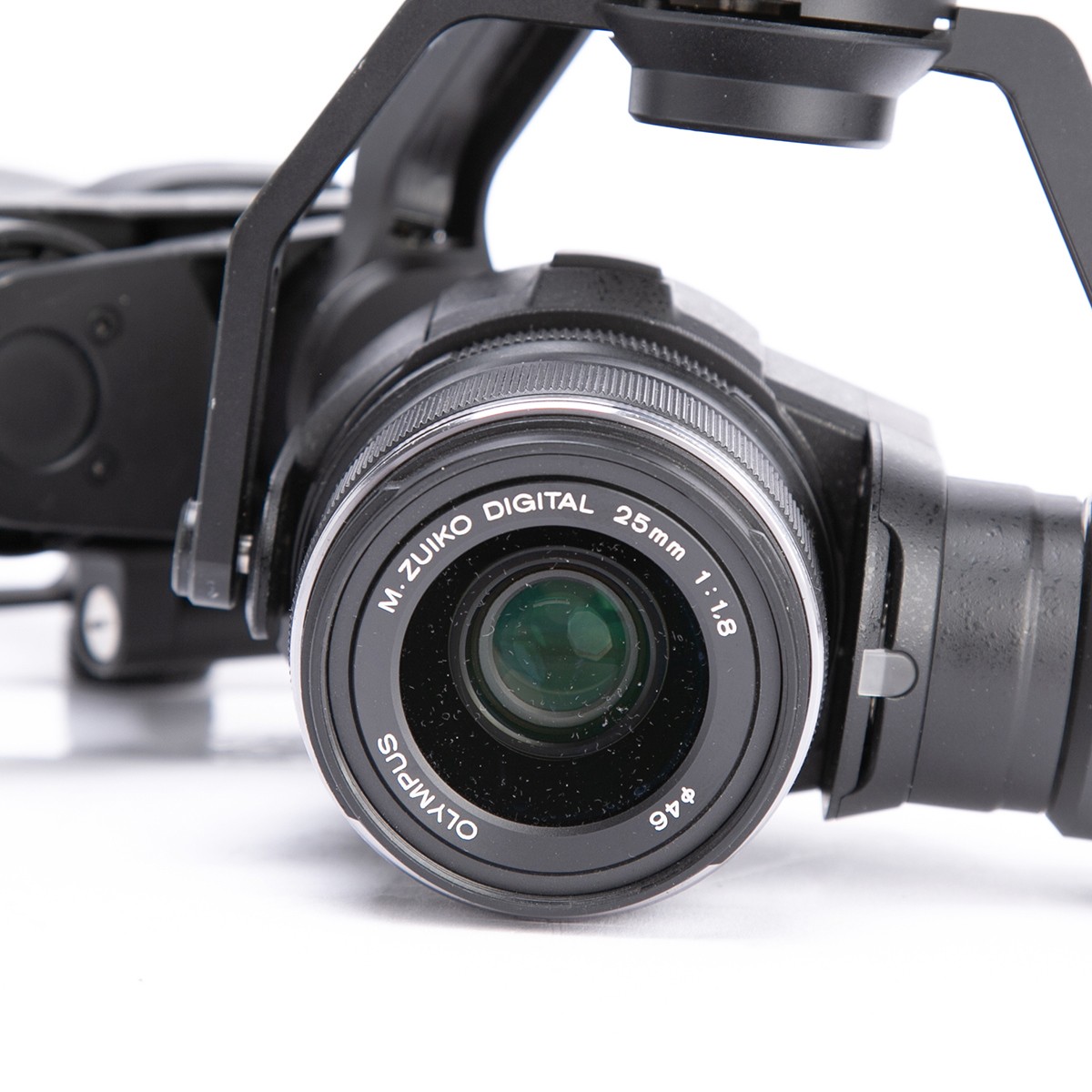 ビデオカメラ dji osmo pro X5 DJI Osmo Pro（高精度スタビライザー付き小型4kカメラ）を