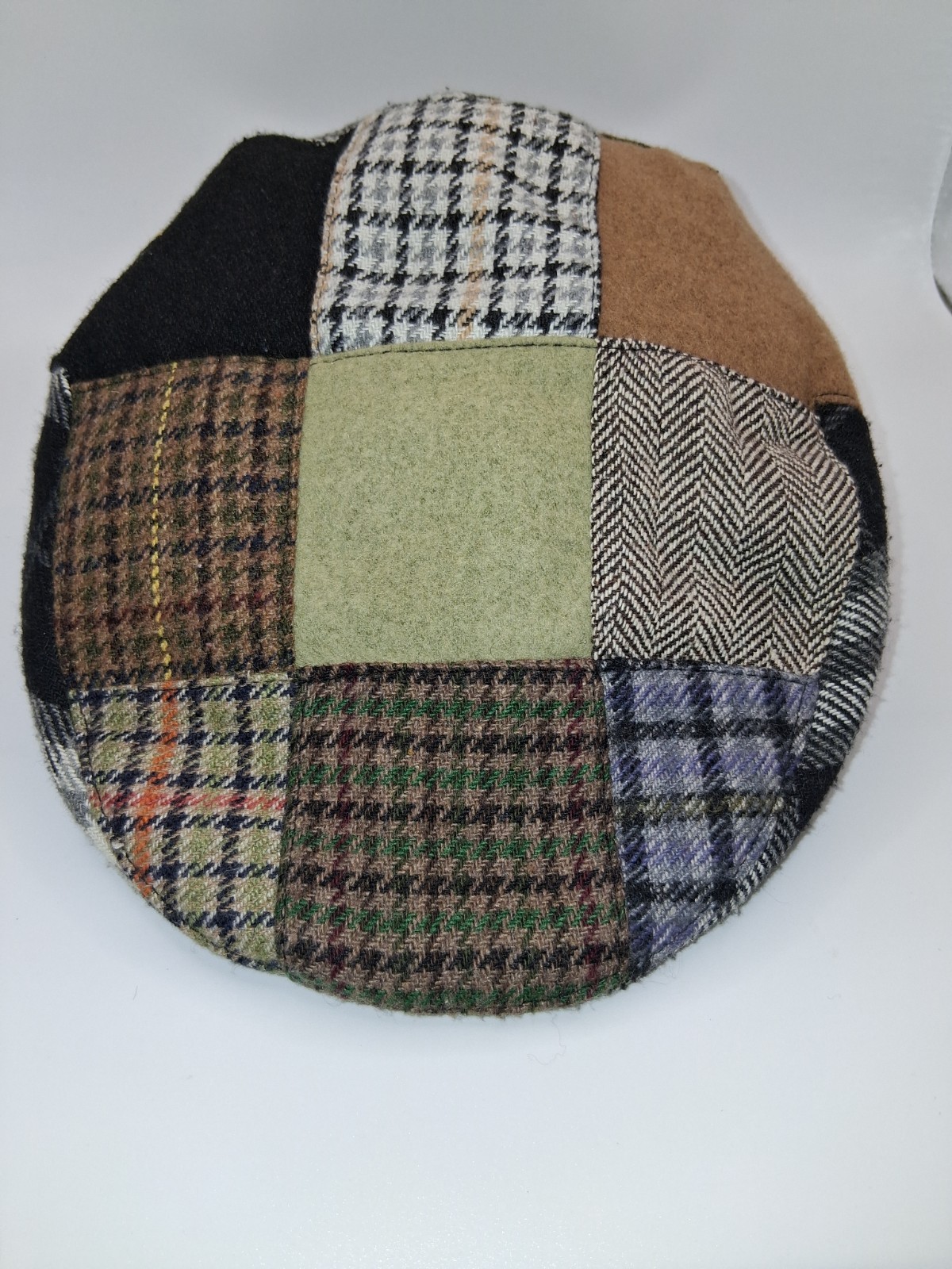 Guinness Herringbone Houndstooth Patchwork Cabbie… - image 4