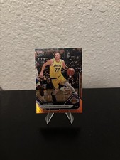 Luka Doncic 2025 Topps Now Lakers Debut Orange 1/25 BOOKEND