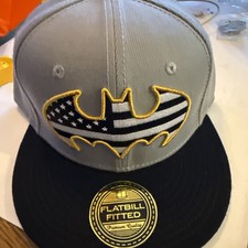 DC Comics Dark Knight Baseball Cap Hat Flag Bat Emblem new never worn