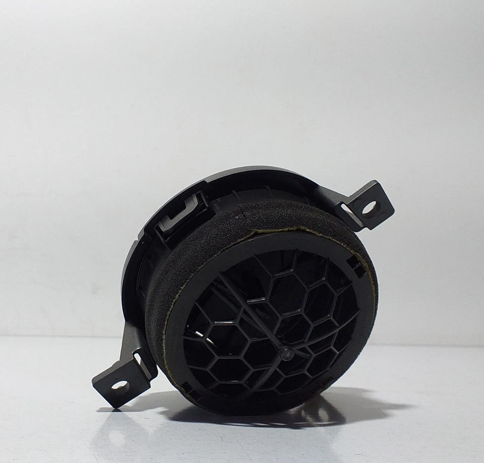 687611KE0A REJILLA AIREADORA / 69643 / 164355 PARA NISSAN JUKE F15 ACENTA - Imagen 4 de 4