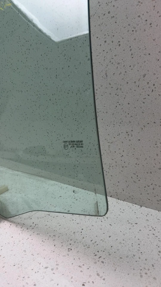 00 01 02 03 04 VOLVO 40 SERIES Rear Door Glass/window Volvo Right Foto 4 de 4