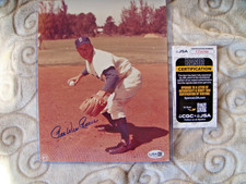Pee Wee Reese signed 8x10 baseball vintage photo autographed JSA Certified