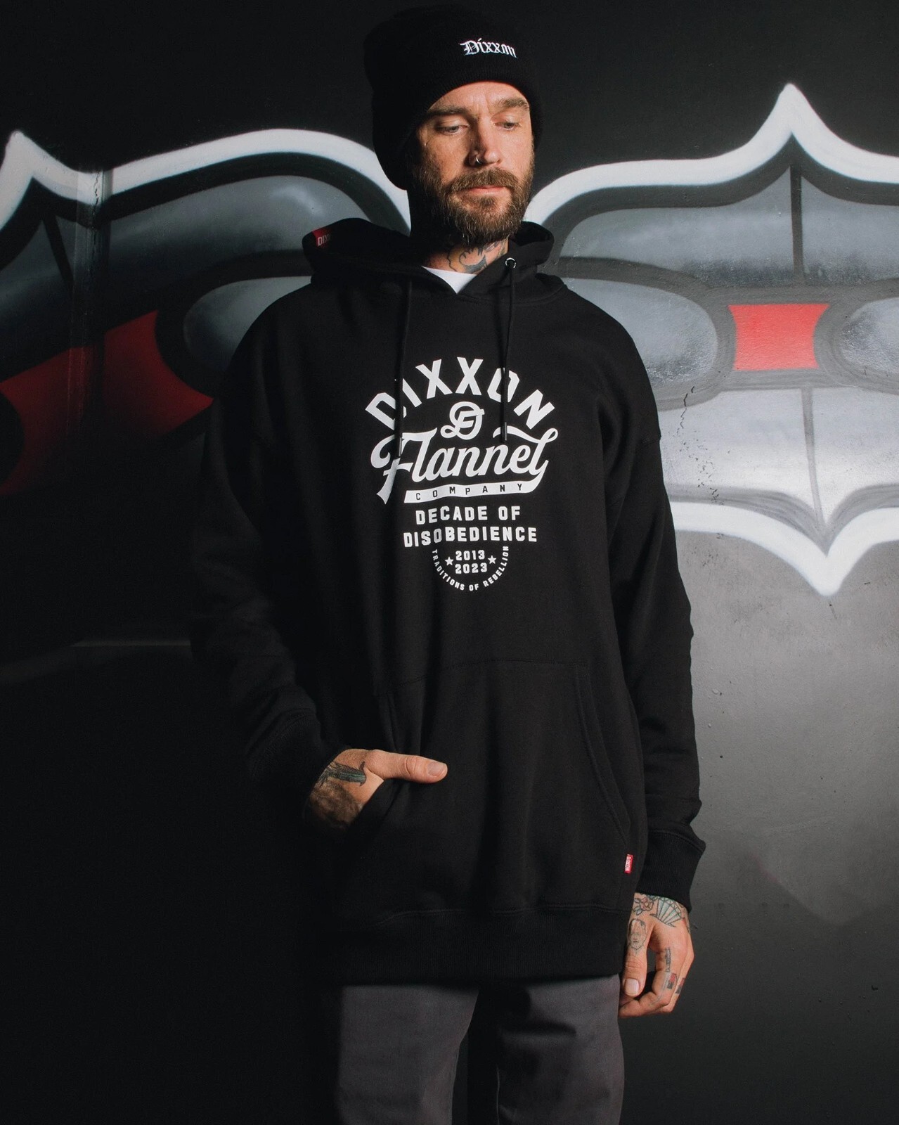 Dixxon Flannel Co Men's Large White Pastime Logo Black Pullover Hoodie BNIB image 4