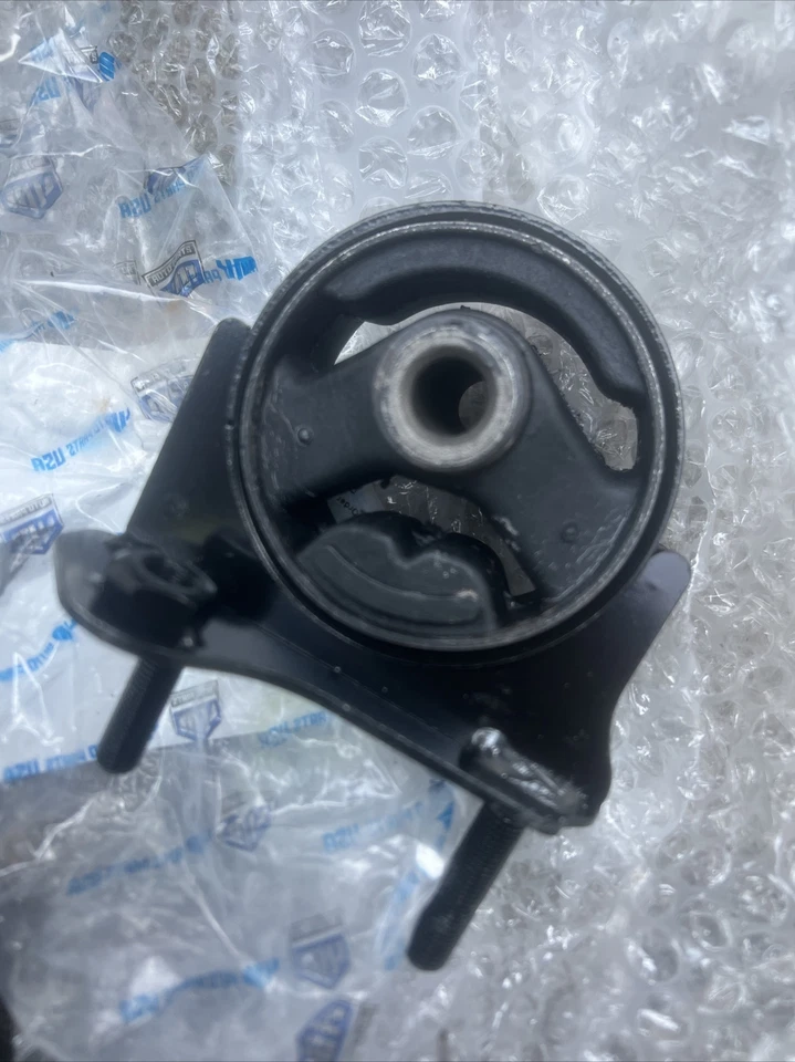 Заднее крепление двигателя A4271 для Pontiac Vibe, Toyota Matrix 2009-2010 2,4 л полный привод - Изображение 2 из 3