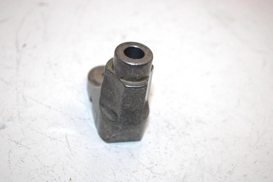 07 Arctic Cat Jag Z1 1100 Efi Oem Idler Wheel Mount 2604-579 Q1389 - Image 2 of 4