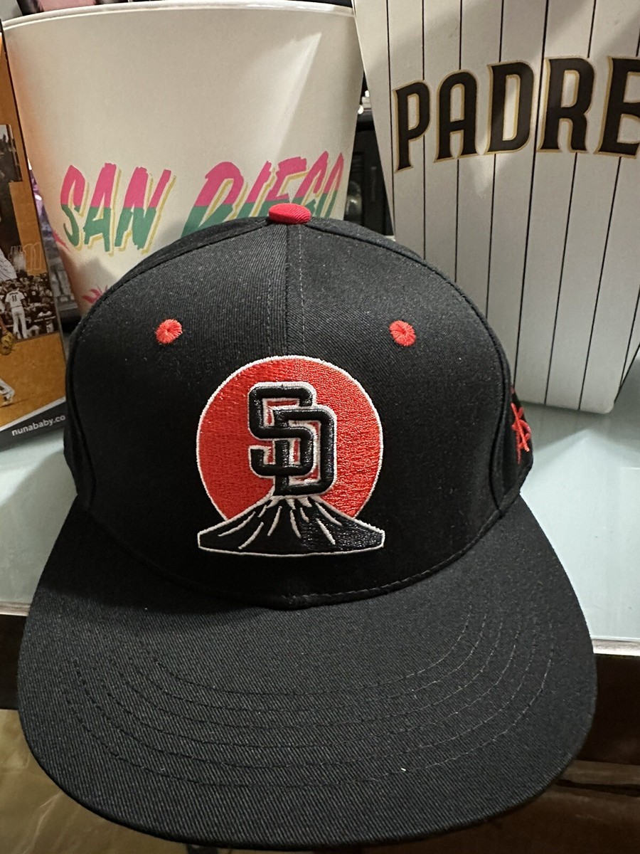 非売品　San Diego Padres 　ボール 2025 SAN DIEGO PADRES City Connect Ball Official Rawlings