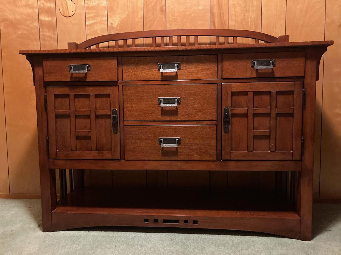 Broyhill Artisan Ridge Sideboard 4078514 RARE Excellent Condition