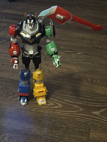 Playmates 2017 Netflix VOLTRON Legendary Defender Large 15" Electronic Figure - Picture 3 of 3