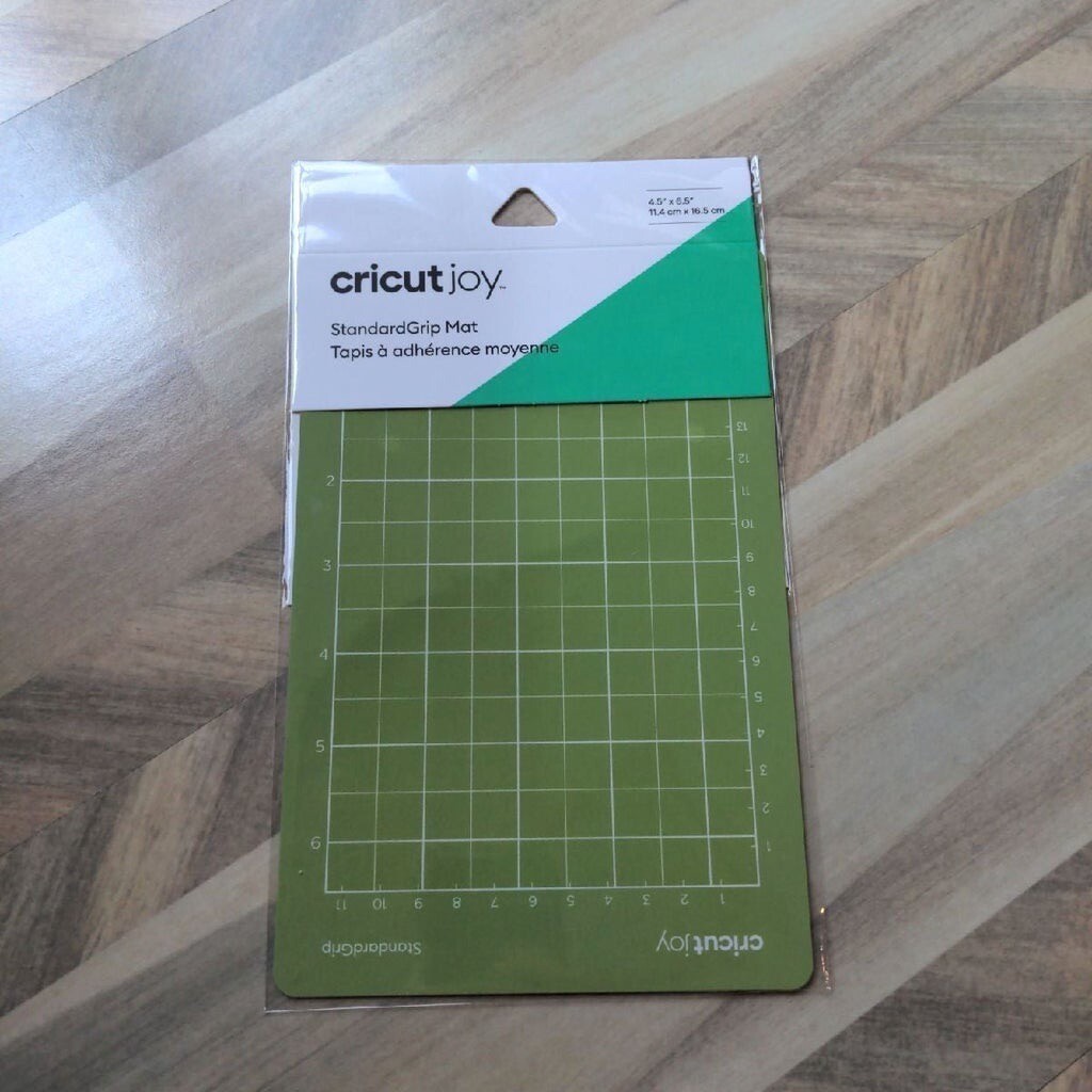 NEW Cricut Joy Machine With Basic Tool Kit & Grip Mat eBay