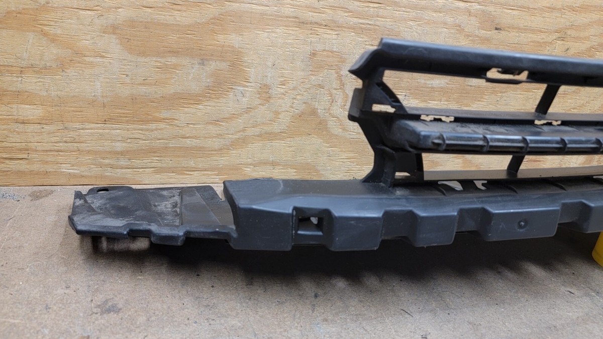 2012 2013 Honda Civic Front Lower Bumper Grille 71105-TR3-A510-M1