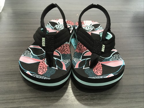 Reef Kids Little Ahi Back Strap Sandals | Layered Floral | Size 9/10 - Picture 2 of 5