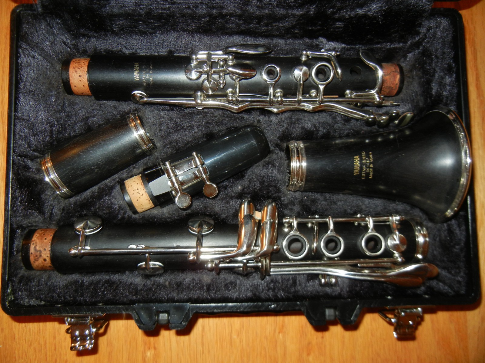 Yamaha YCL-34 Wood Bb: All New Pads Vandoren B45 Mouthpiece! (YCL-450 Equiv)