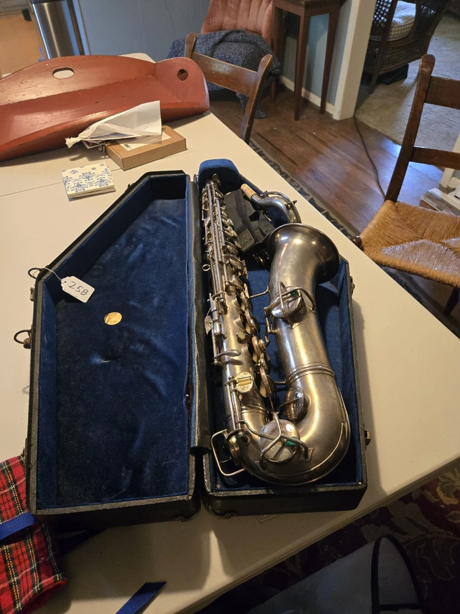 大作 ハラシホルバート作 ドレスデン 12号 Buescher Silver-Plated Vintage Saxophones for sale | eBay