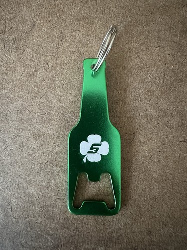Snap-on Limited Edition Aluminum Shamrock Bottle Opener Keychain - Picture 1 of 1