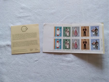 FINLAND LOT5/18 1972 Costumes Booklet SG823-7 Cat &pound;32.50 See pics & Desc