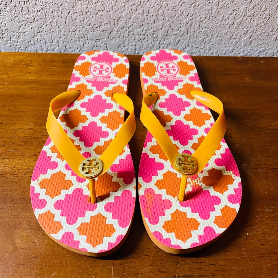 Sandalia chanclas Tory Burch para mujer rosa y amarillo geométrica preppy elegante talla 8 Foto 2 de 4