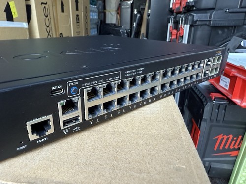 Ruckus ICX 7150-24P Network Rack Mount Gigabit Switch 24-Port PoE+ - Photo 2/4