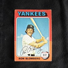 1975 Topps #68 Ron Blomberg New York Yankees Autographed MLB Baseball Card