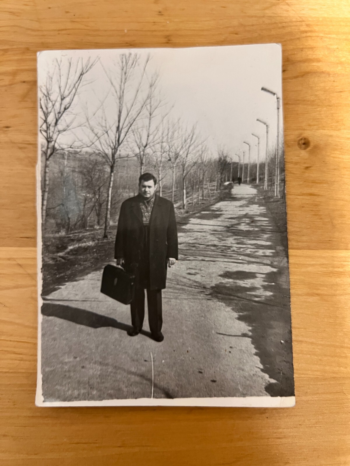 LOTTO Popolo sovietico anni 60 uomo in tuta strada uomo d'affari foto d'epoca