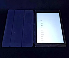 Apple iPad Air 1st Gen Generation Tablet 16GB WiFi 9.7 in Unlocked Silver /Black