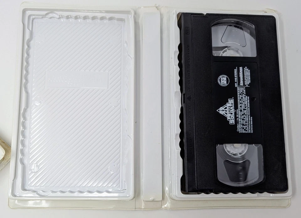 Petits Soldats VHS (1998) - NTSC - French - Good (Tested) - Image 4 of 4