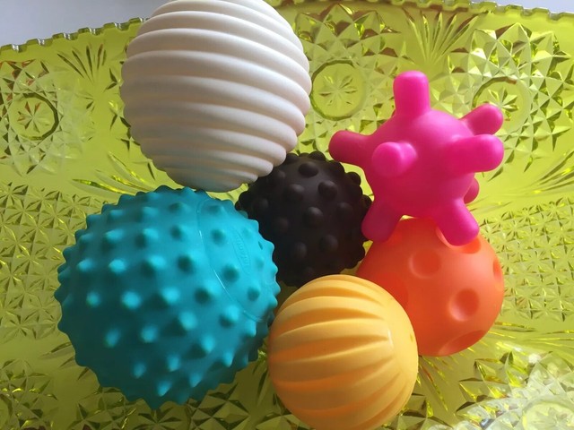 infantino sensory textured multi ball set