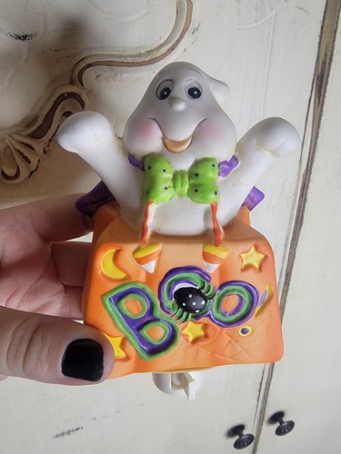 Vintage 1990’s Halloween Ghost Nightlight W Box. Untested! No Bul! - Picture 5 of 8