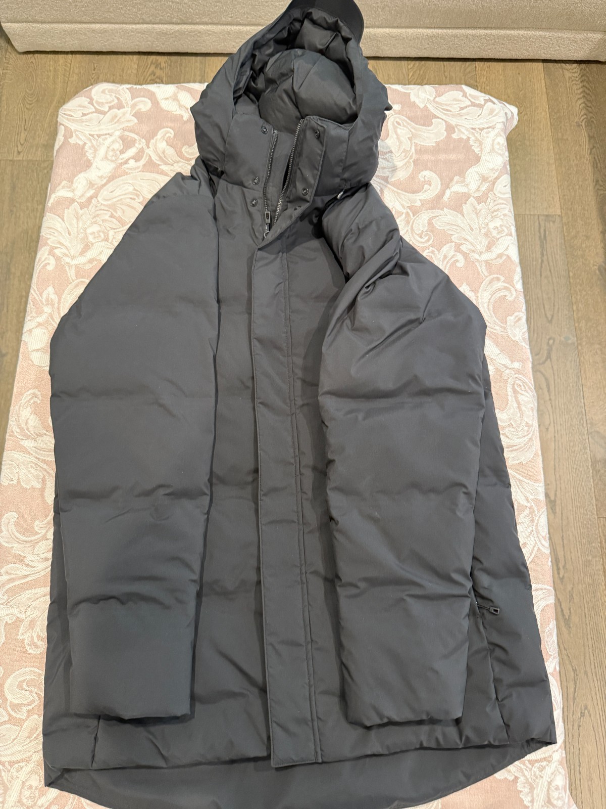 Men's Jackson Glacier Parka Style # 27910 Black Large Size_Super Clean image 2