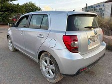 Porte arrière et accessoires Toyota URBAN CRUISER