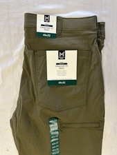 Member's Mark Men  s Denali Straight Fit Pants Size 40x32 Stretch Green NWT