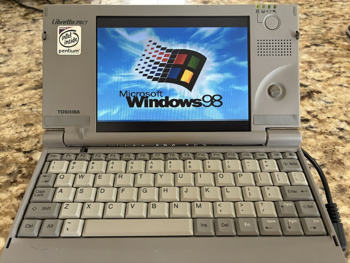 Toshiba Libretto 70CT with floppy disk drive and Port Replicator