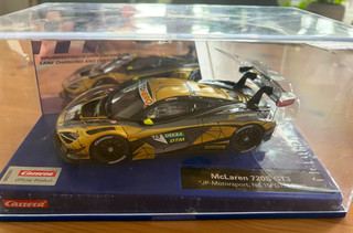 Carrera Digital 132 McLaren 720S GT3 JP Motorsport Nr. 15 DTM