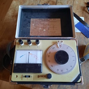 Vintage Earth Tester  Type 3235