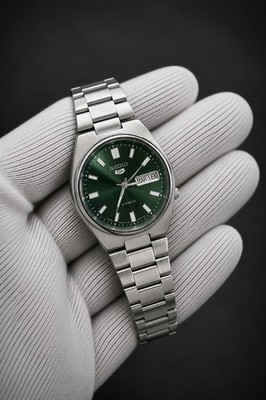 Vintage seiko 5 sports day date 7009 | grünes Zifferblatt 