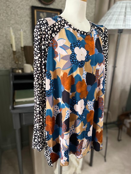 LOGO Lori Goldstein QVC Pullover Pattern Blouse R… - image 2