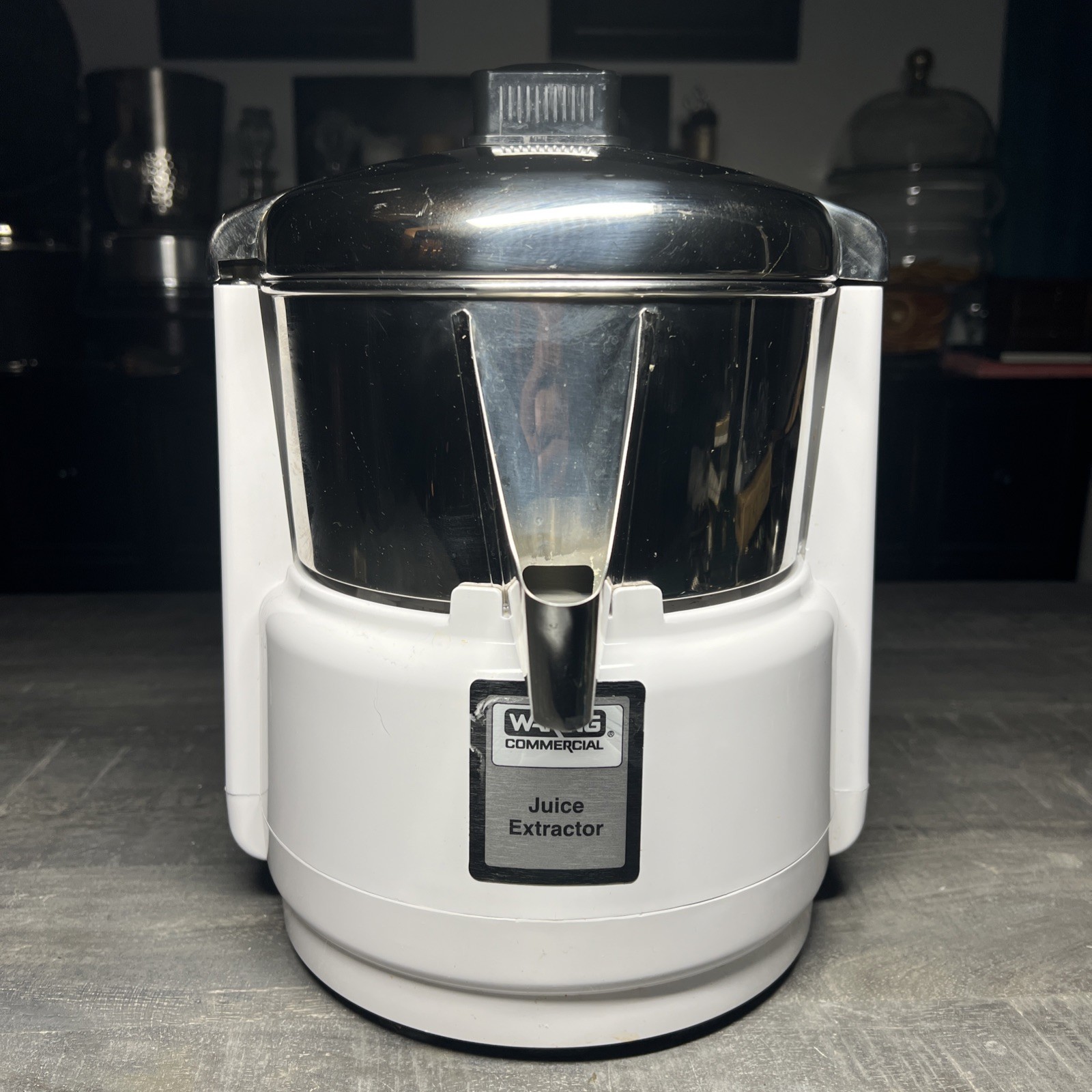 Waring Commercial Juice Extractor Professional Model 6001C 3