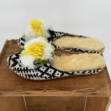 Anthropologie Lilka Pom Slippers Women's Size 8 - sherpa lined suede bottom cozy