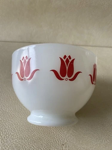 Beautiful Vintage Fire King Milk Glass Red Tulip Cottage Cheese Bowl