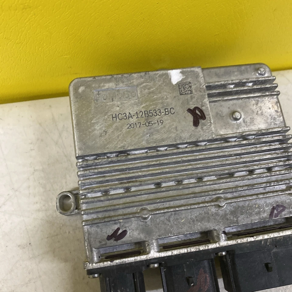 2017-19 FORD F-350 GLOW PLUG CONTROL MODULE ECU 0281003179 / HC3A12B533BC - Image 3 of 4