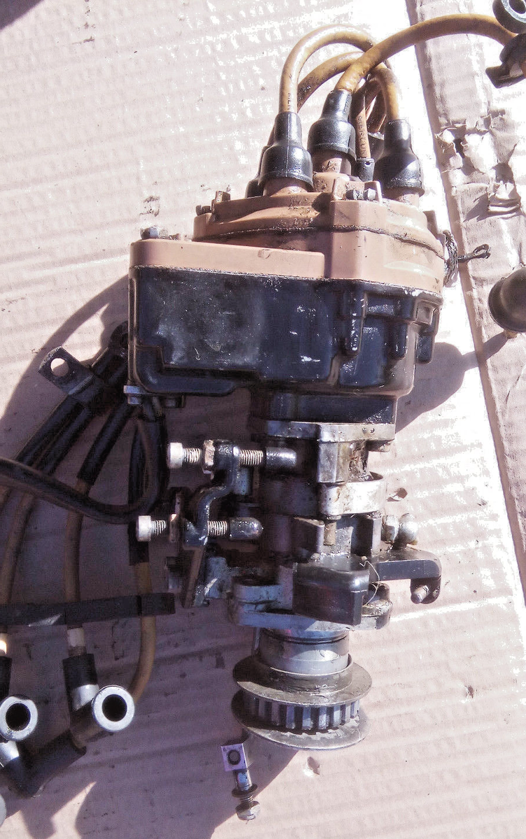 Mercury outboard 500 650 magneto ignition driver distributor 50hp