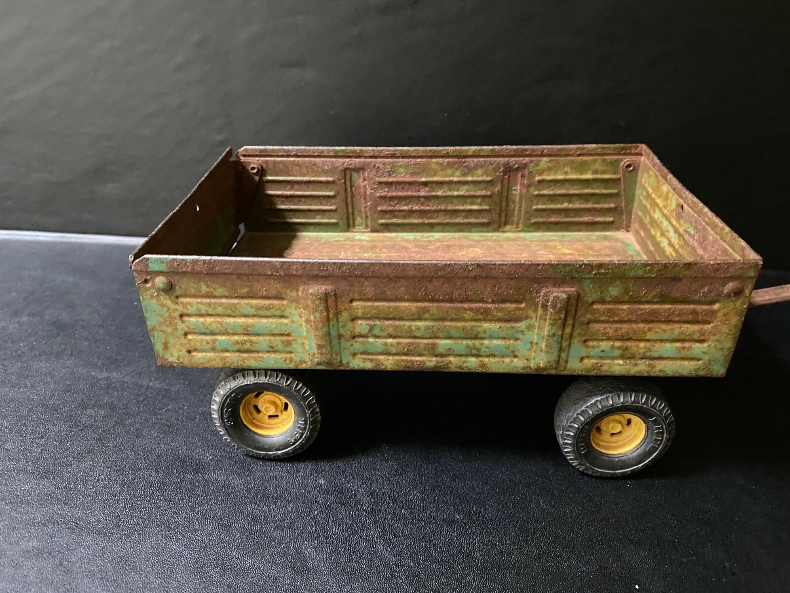 Vtg Ertl Die Cast Toy Wagon " Dyersville Iowa 52040" eBay