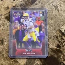 JOE BURROW ROOKIE CARD JERSEY #9 LSU GOLD RC  2020 Leaf Football BENGALS RED P2. rookie card picture