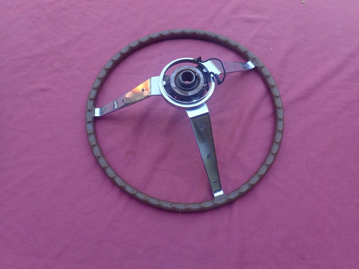 希少　1964〜1967　dodge primus moper系純正ステアリング 1964-67 MoPar simulated woodgrain steering wheel, nice